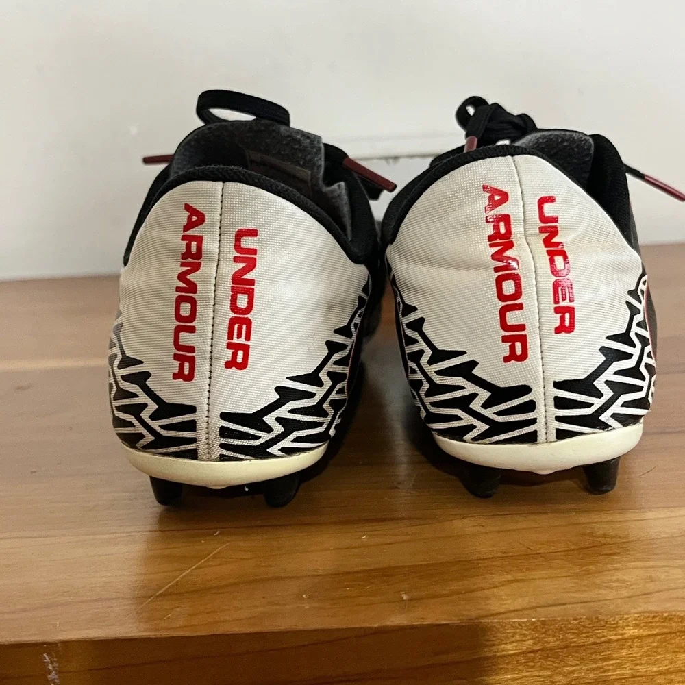 Under Armour Force Soccer Cleats Kids‎ 5Y Black White Red 1264206-103